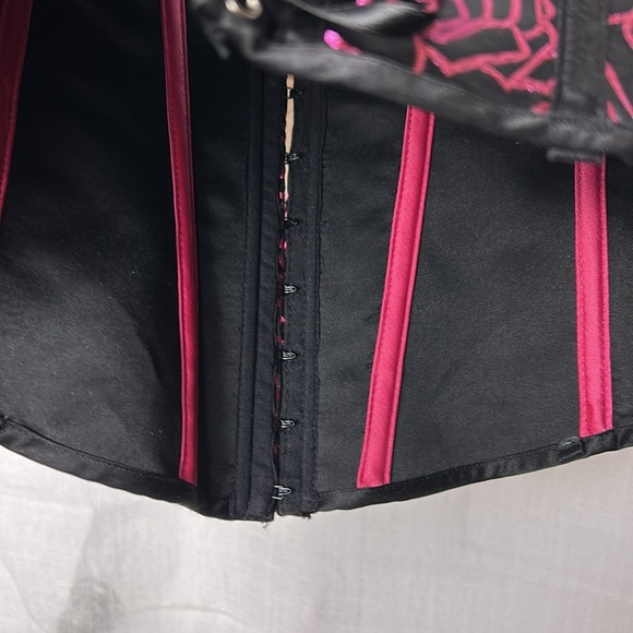 Corset,bustier,boudoir, pink & black,lace up,hook & eye, sexy,PTP 15” ,so 30-34 - Picture 9 of 14